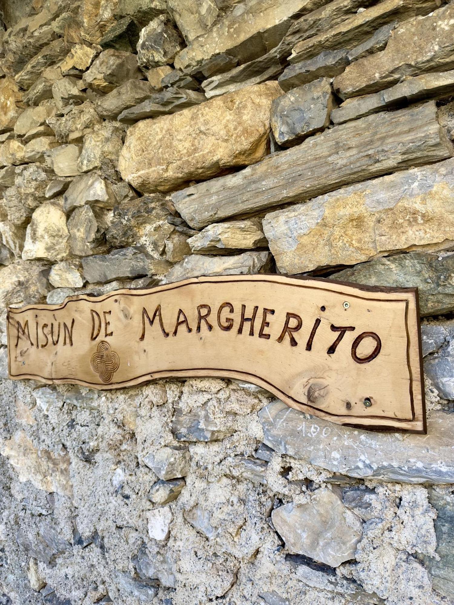 La Mizoun De Marguerito - Appartamento Genziana Chiappera Esterno foto